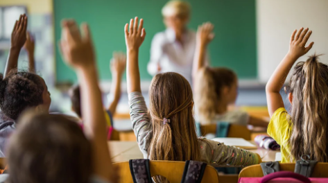 DÉCOUVRE TON PROF – DIANE BEAULIEU 